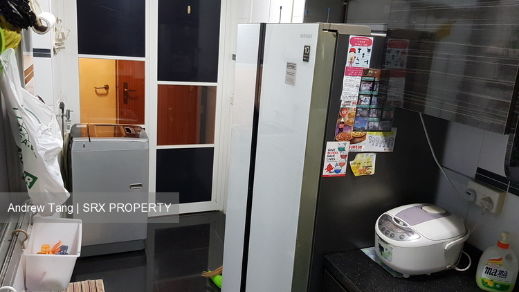 Blk 424A Yishun Avenue 11 (Yishun), HDB 2 Rooms #192982832